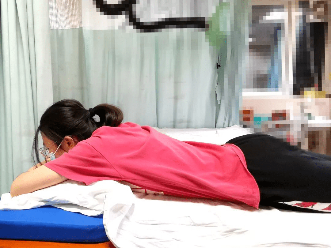 怎么趴着睡手不会麻 609eb922d30946d99d15c4ffffe3f9e6.png