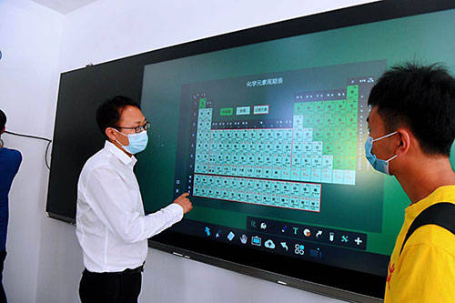 新世界|看AR虚拟女主播、拍“黑客帝国大片”……5G新世界等你来