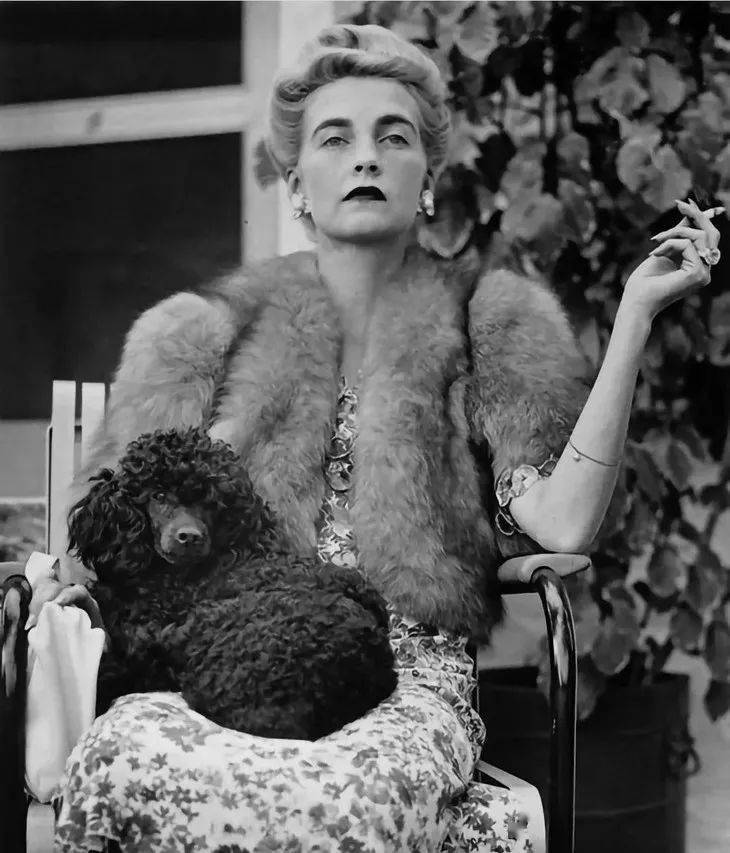 婚姻|“亿万名媛”芭芭拉·霍顿，用珠宝堆砌的一生