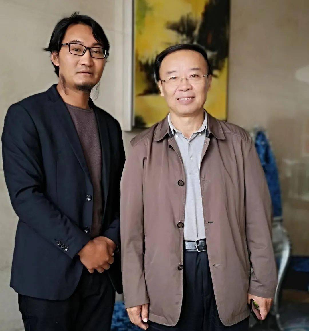 见什么卓成语_等什么君