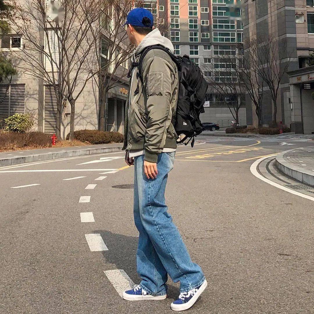 造型|最烂大街的男生双肩包你中招了吗？