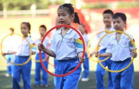 小学|视点 | 北京：小学一年级新生的趣味体育课