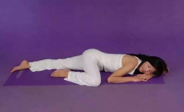 能量提升瑜伽介绍 6c7ca01569a8483b9574d8874294a5cd.jpeg