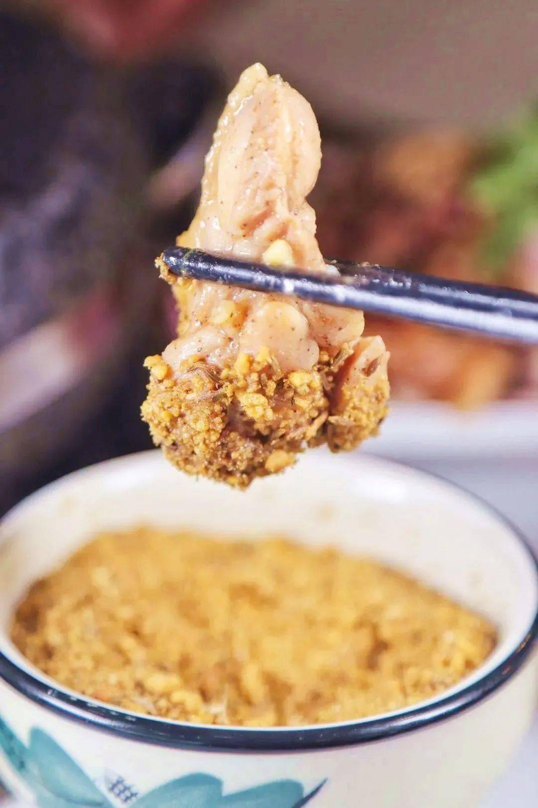 京皇|99元抢原价260元【京皇·南城石锅烤肉】2-3人餐！手切鲜牛/羊肉、风干肠、五花肉、鸡腿肉、鱼豆腐...