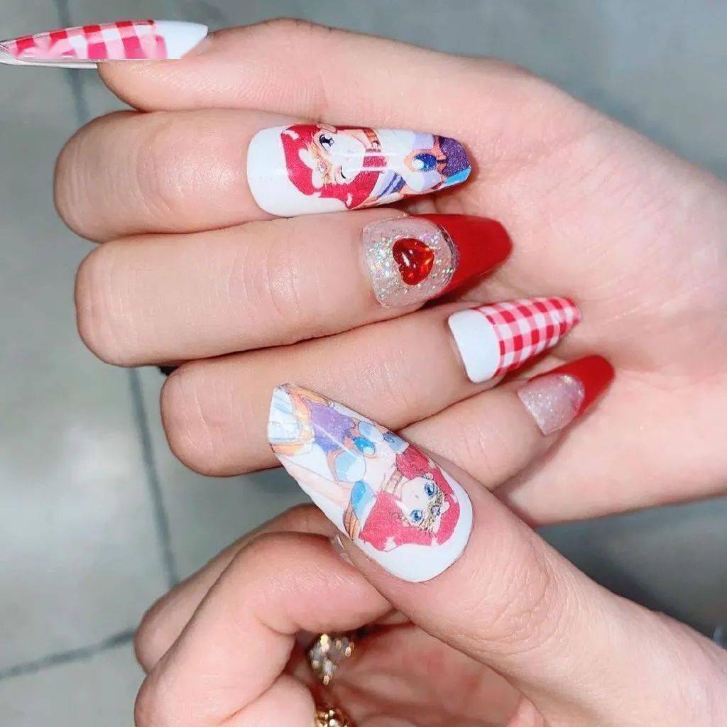 感觉|BLACKPINK新歌MV太好看，美甲比彩妆还惹眼！