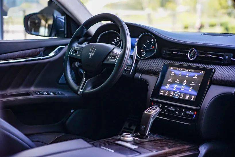 杰尼亚|男人爱性能，女人更爱奢侈品，霸道总裁最懂你心