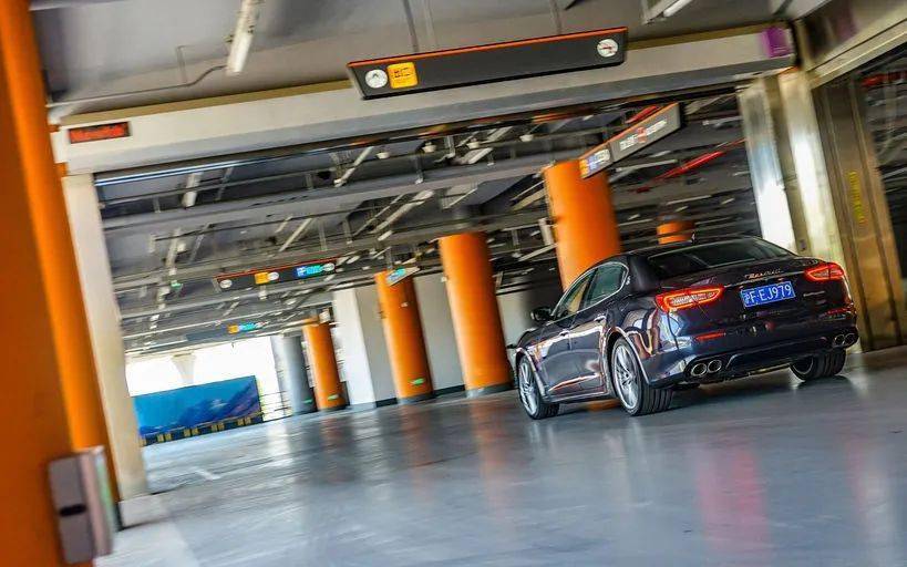 杰尼亚|男人爱性能，女人更爱奢侈品，霸道总裁最懂你心