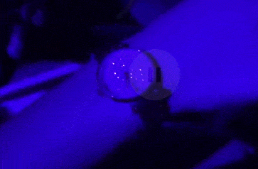 满天星|好物┃明星都在戴的阿玛尼满天星，官网3990我们不到三折，专柜气到关门！