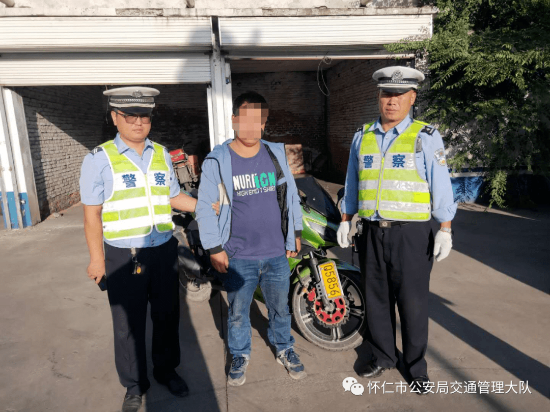 交警设卡严密布控 支队督办违法车落网