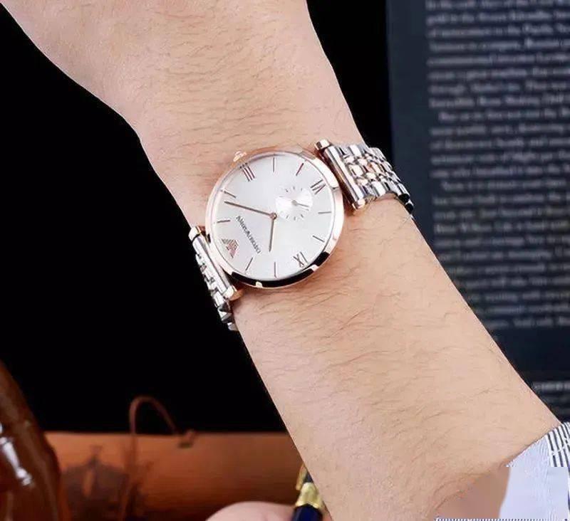 满天星|好物┃明星都在戴的阿玛尼满天星，官网3990我们不到三折，专柜气到关门！