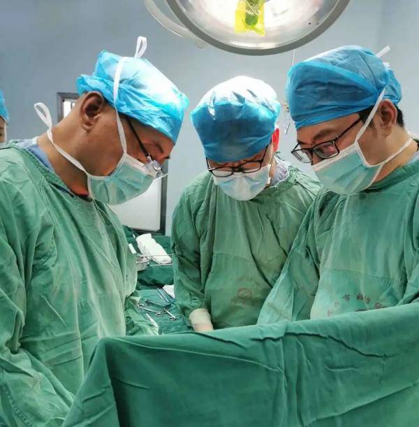 寄生|竟还有一个胎儿！四肢完整…江西刚满月的男婴体内
