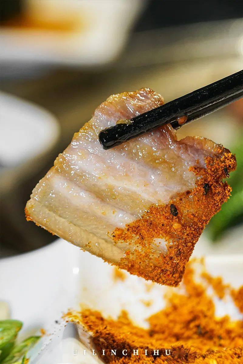 店里|在教室里吃烤肉！6.8折还送肉送饮料！