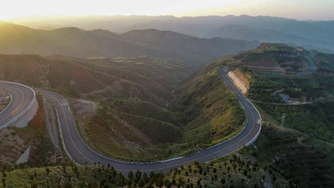 临汾"最美"旅游公路,惊艳全山西!