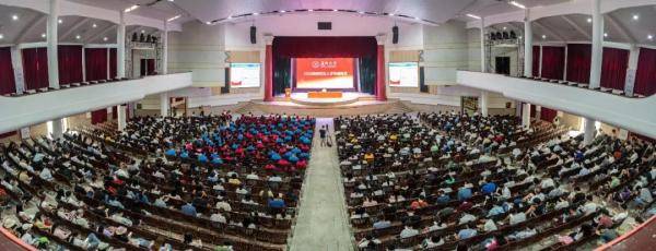 厦门|厦门大学2020级新生开学典礼全景直击！