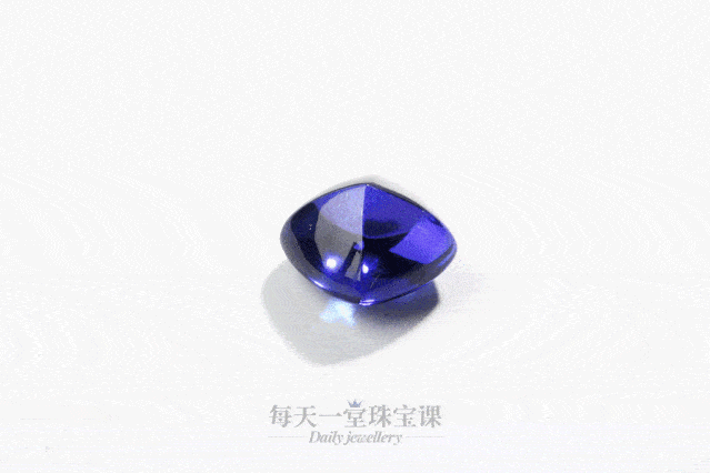 糖塔|素面宝石不值钱?最懂珠宝的女人告诉你，这种珠宝让你富三代！