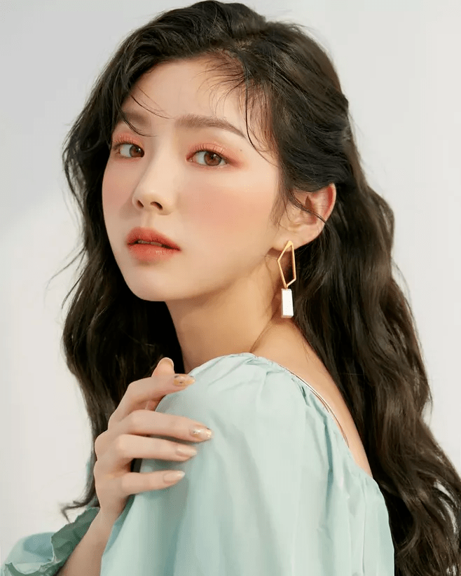 step|拒绝大众化，改变你的素发造型