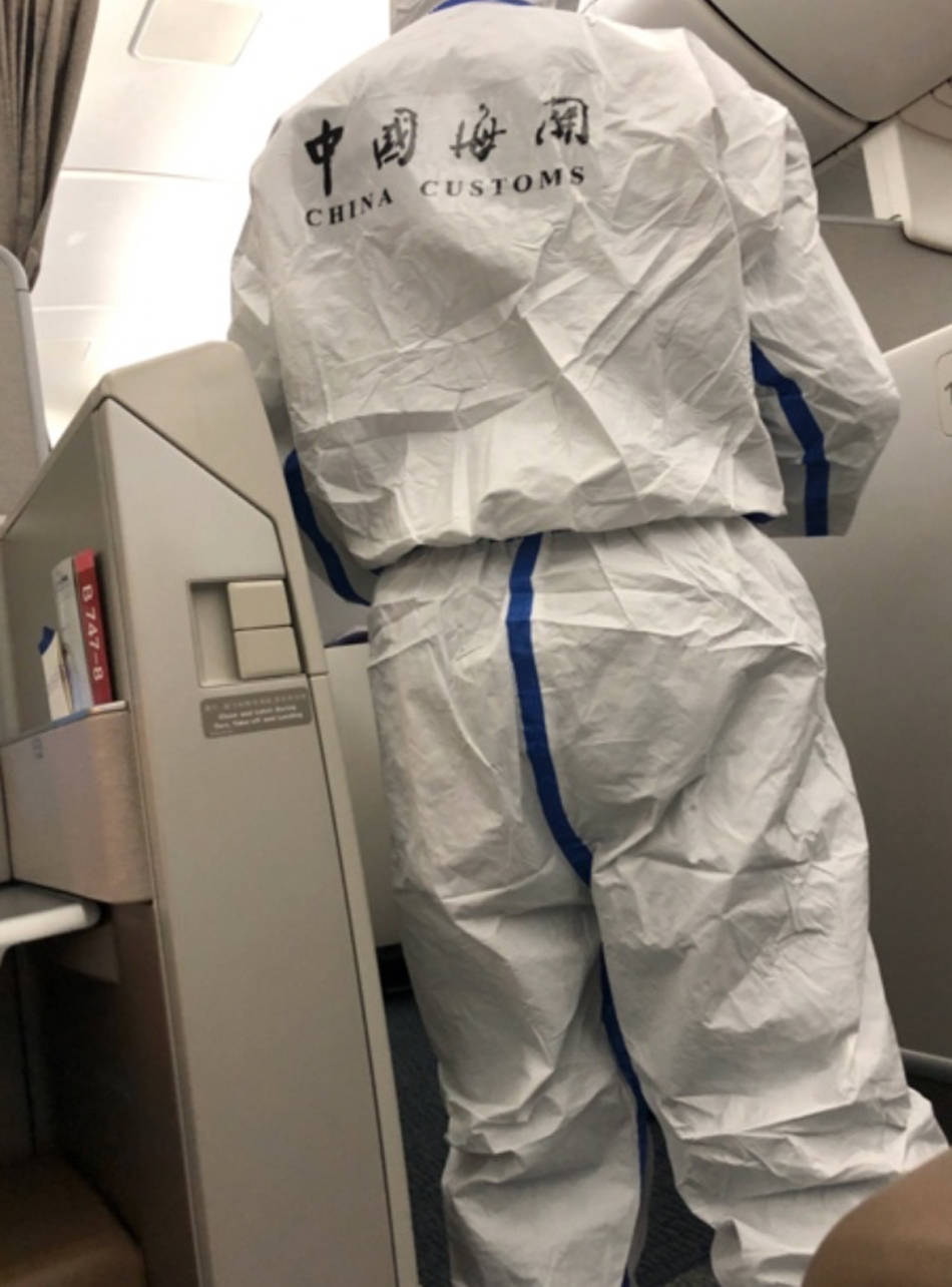 姜林皓|摄影记疫｜留学生姜林皓：美国老师强忍着泪水与我们告别