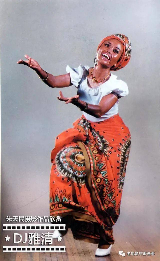 摄影|老照片,罕见又珍贵,其中有素颜的周洁和41岁的上官云珠