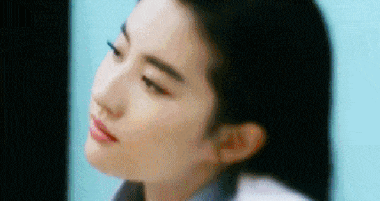 鲜肉|49岁闫妮“换脸”后爆红,还和当红小鲜肉谈起了恋爱,网友:全是装的!