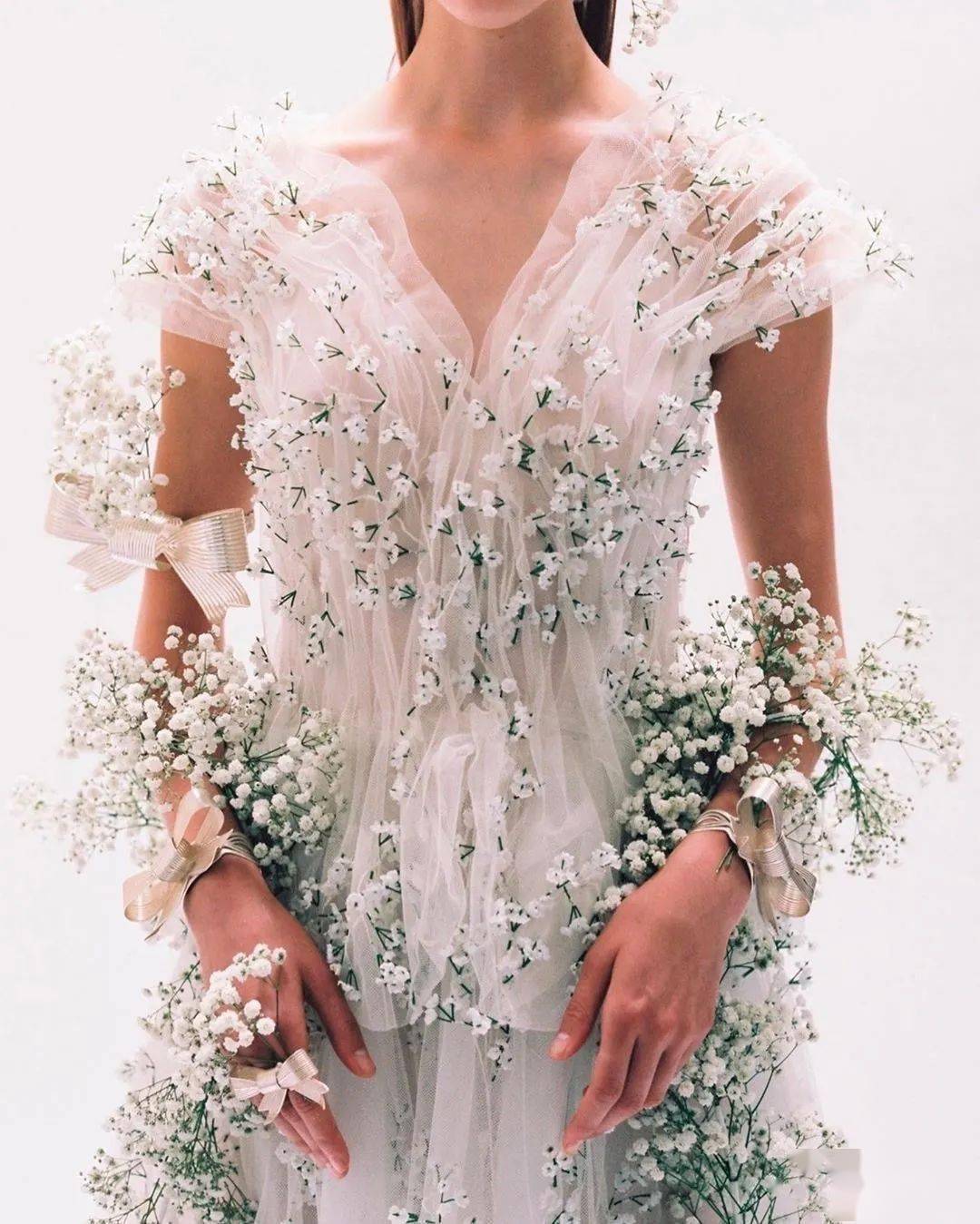 Rodarte|重温40年代的精致浪漫！Rodarte的DNA构建出花朵与梦幻双层美妙的世界