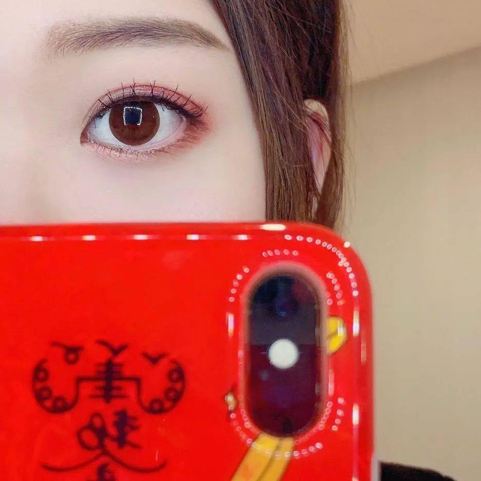 郑瑄茉|BLACKPINK回归造型都是天价？深扒明星化妆师用什么！