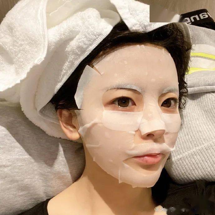 超越|演技在线的杨超越,皮肤也时刻水润!