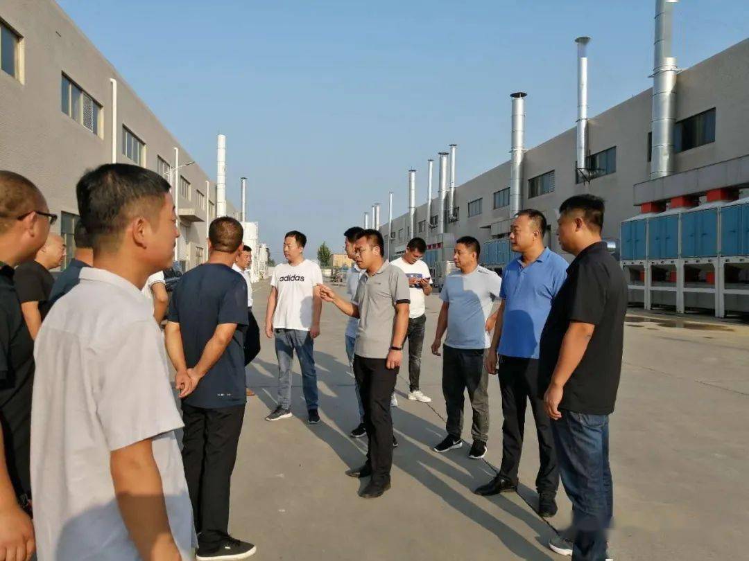 无极县郝庄乡企业代表参观学习里城道集中喷涂中心——对标先进找差距