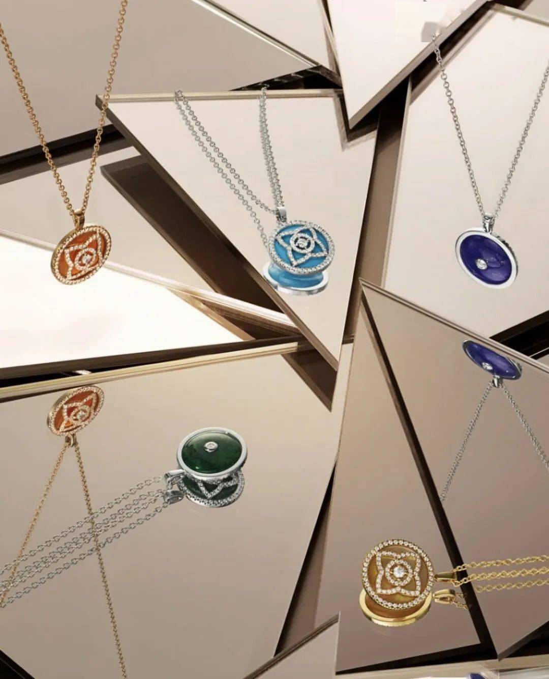 冠冕|RR · TRENDS | 看珠宝界的新晋“网红”如何俘获人心