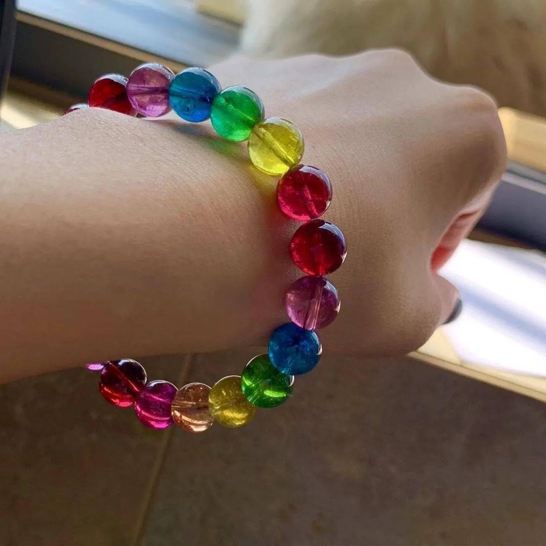 老年人|41岁女子10年时间里和8名老年人结婚 骗走大量珠宝和钱财后悲剧