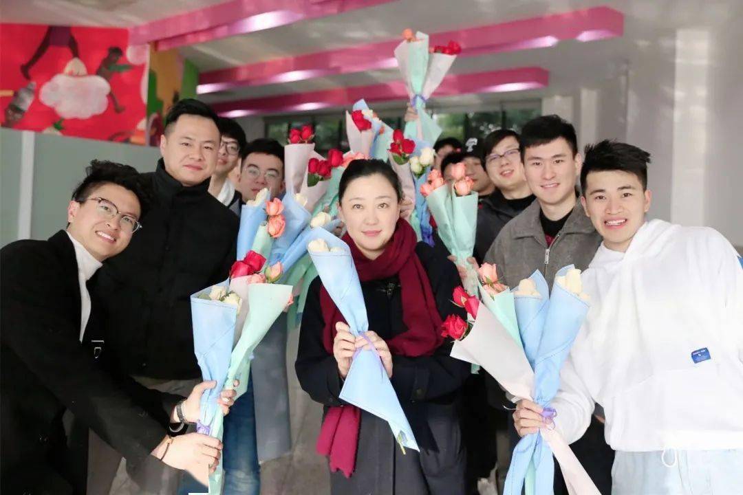 优秀教师风采录丨周红探索乐学之路浸润特色德育新样态