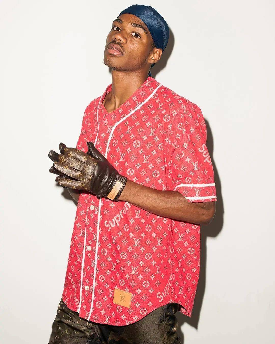 山本耀|山本耀司牵手Supreme,说好的“反时尚”呢?