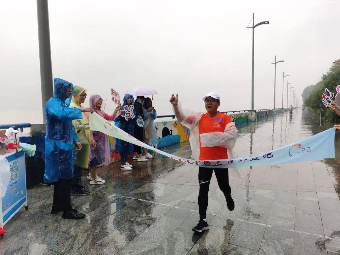 风里|风里雨里，我们如约在这里