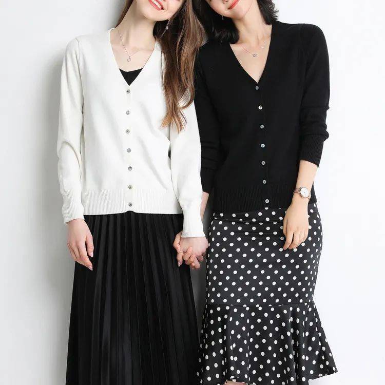 明星|针织开衫又火了!到手才50块,轻松复制明星穿搭,显瘦提气质,美翻了!