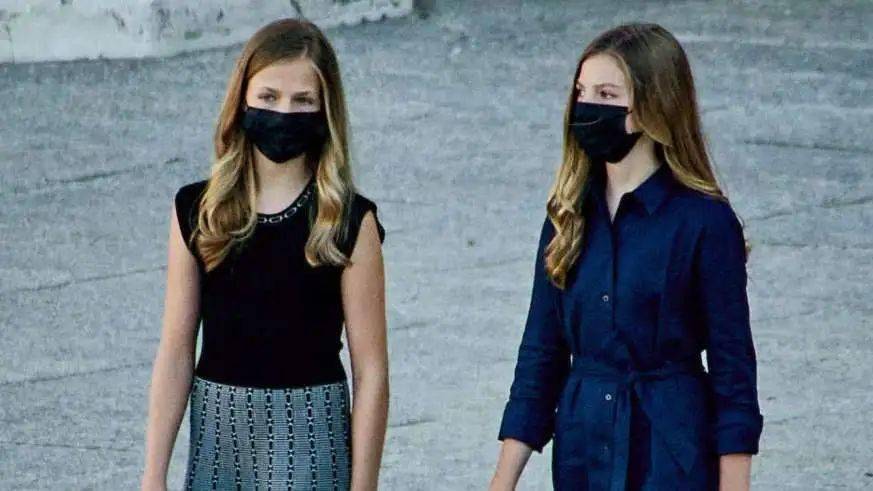 la|从女孩到女人的转变，西班牙两位小公主越发不同的穿衣风格你pick谁？