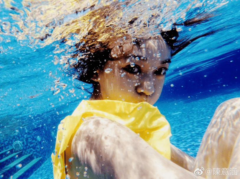 面部|前夫贩毒判刑15年,44岁错嫁2次的黄奕还能重来吗?