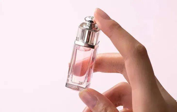 Dior|早知道有这个，我的香水就不会用到变质了！