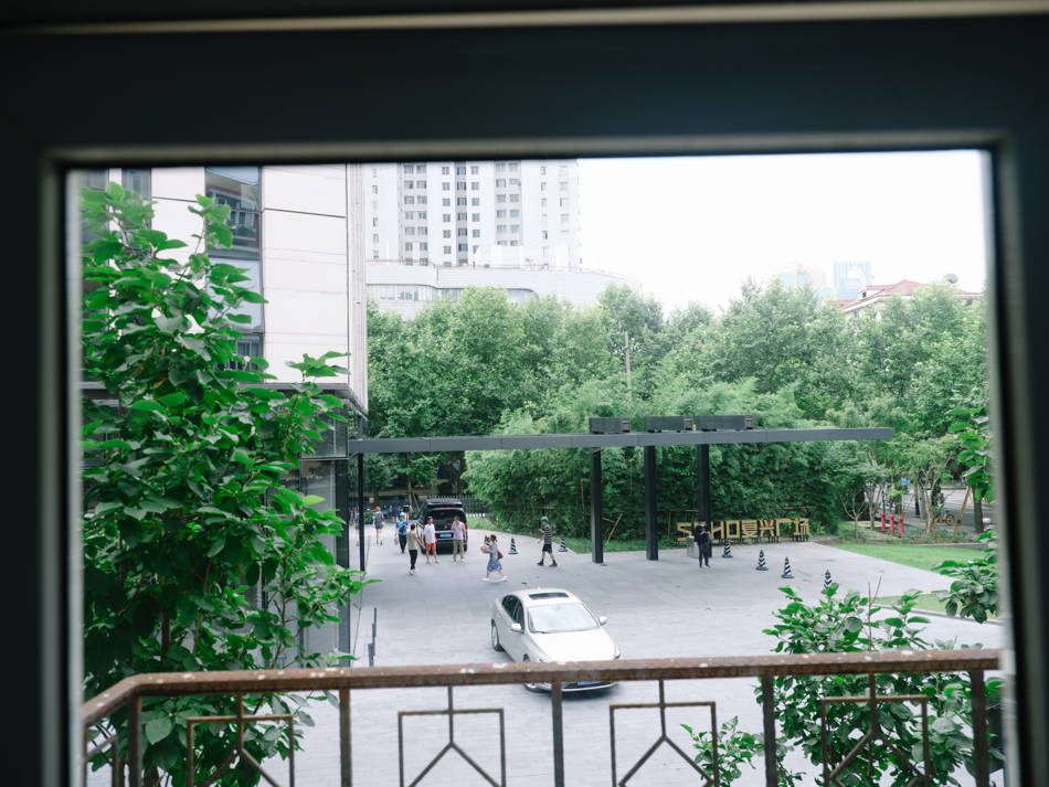 工作|沪上一日｜防疫下半场，超大城市中的社区医生