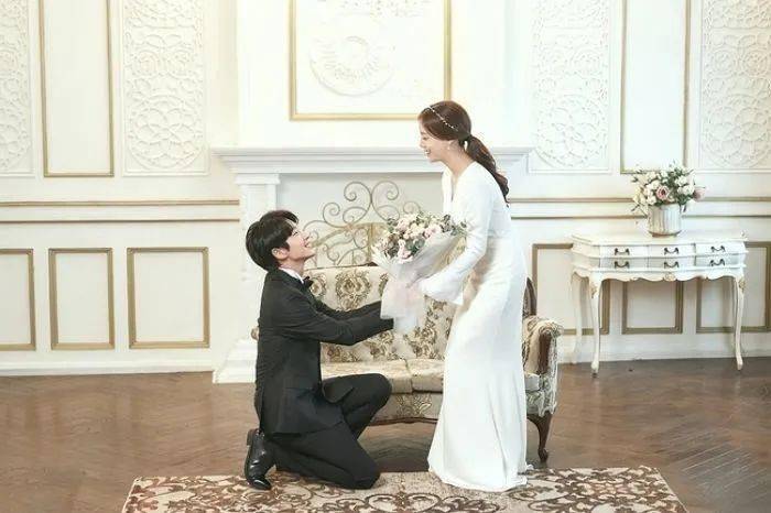 杀人的婚纱_婚纱情侣头像