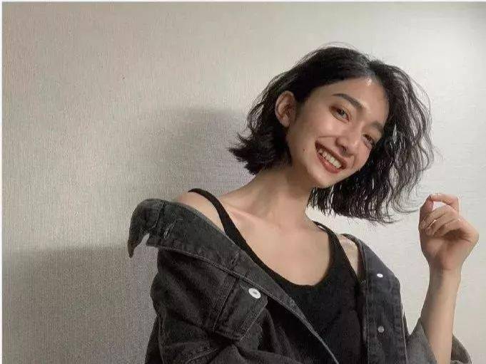 脸型|秋季必烫的4款「小卷发」!根据脸型选发型,显脸小显发量!!