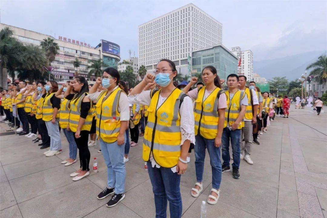 中国第七次人口普查员有好多_伊兰特第七代图片