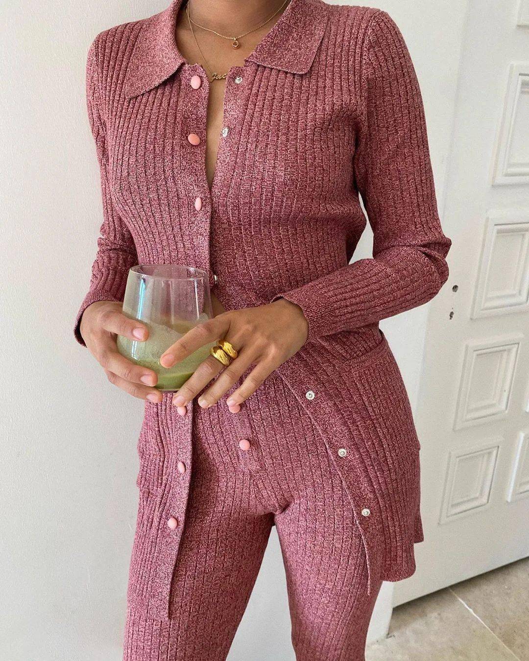 必备|秋天必备的针织,这样穿会更显气质