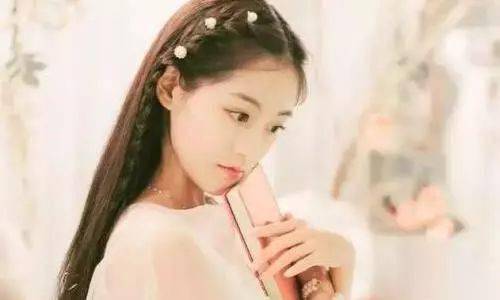 太阳成集团tyc7111cc：什么是妻子？什么是情人？什么是朱妍知己？(图1)