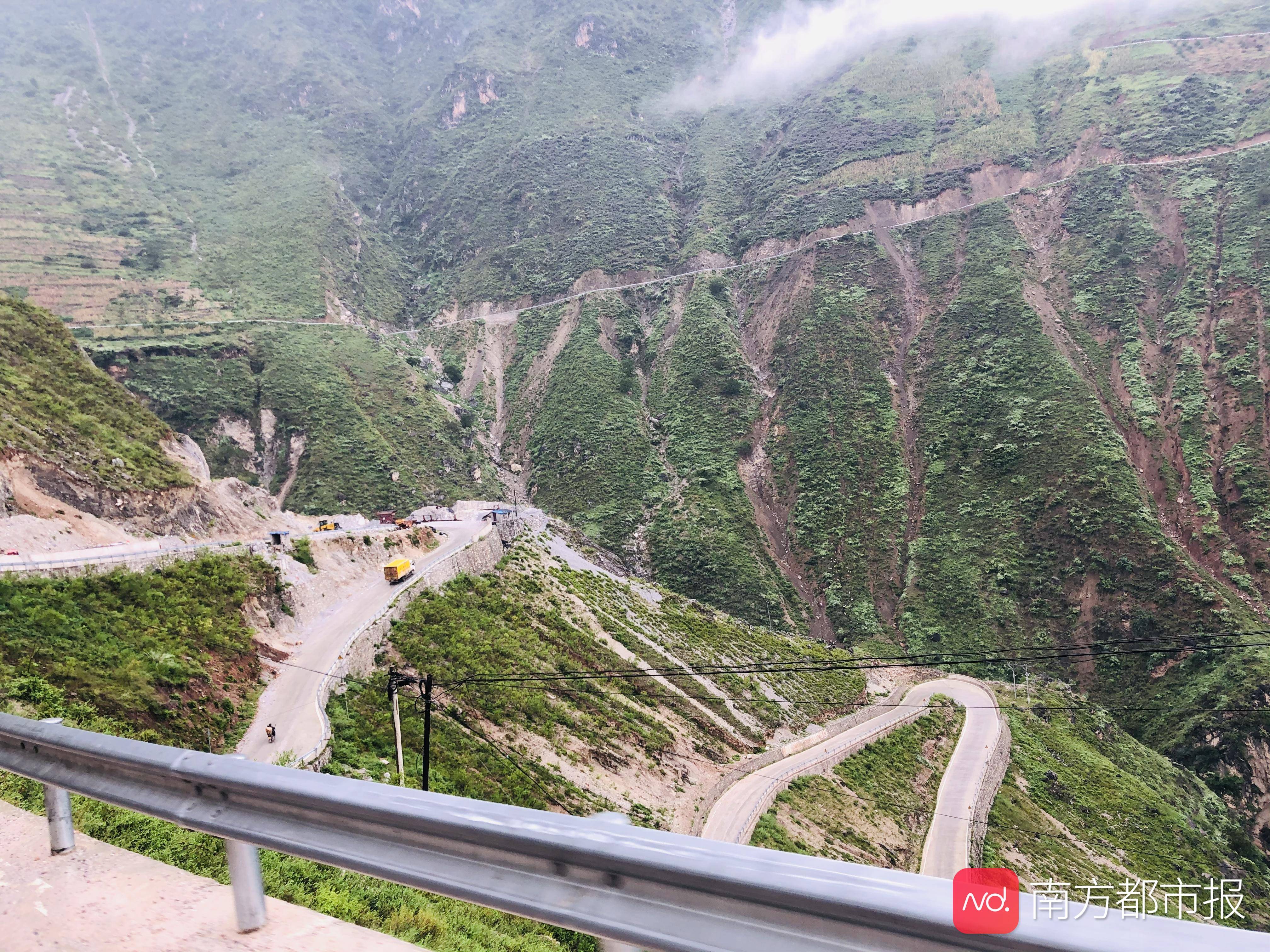 雷波县人口_六一圆梦行动走进凉山雷波