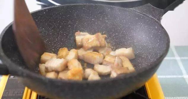 配方|不看太亏了一位阿姨做了20年的红烧肉得出的配方