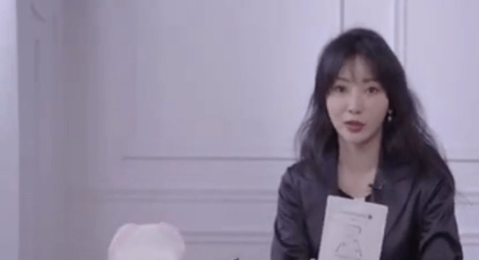 皮肤|翻红女星这都几年没接戏了，还敢这么浪呢？