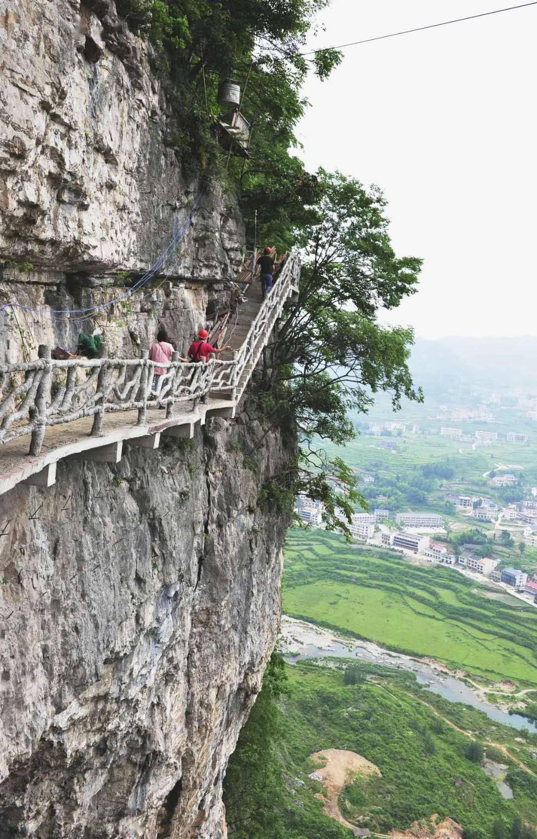 全面推进湄江旅游区的提质升级改造,新建,扩建了一大批新的景点