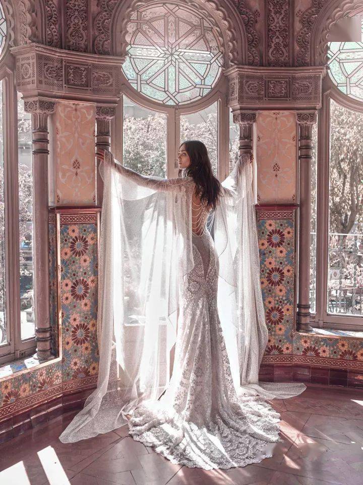 Lahav|一针一线还原维多利亚时期的典雅，世界顶级高定Galia Lahav的复古婚纱，美到词穷！