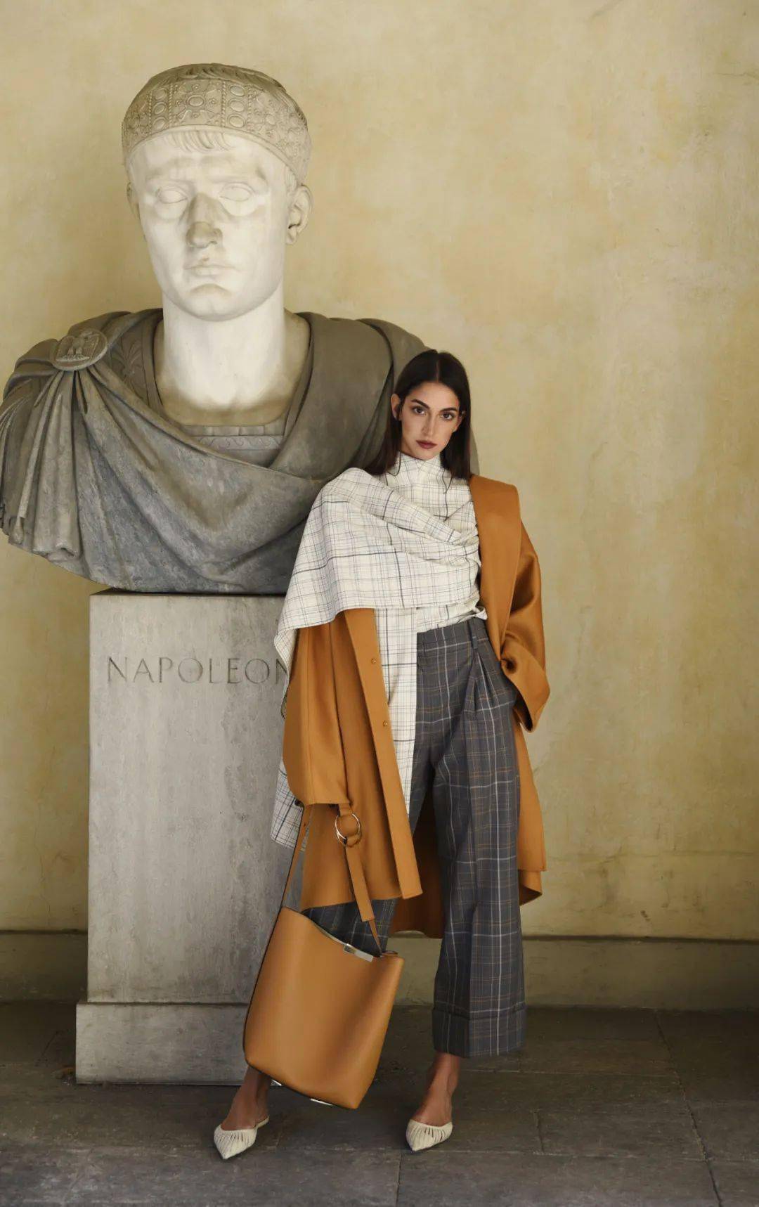 品牌|虚拟科技的介入,时装周不止一个可能性!