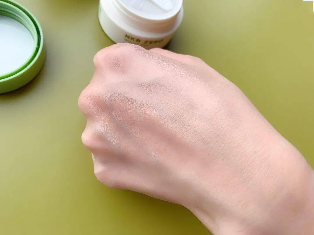 皮肤|刷酸=换脸？这个明星们超爱的百元刷酸好物搞定你的痘痘、闭口、黑头毛孔粗大还不怕烂脸！