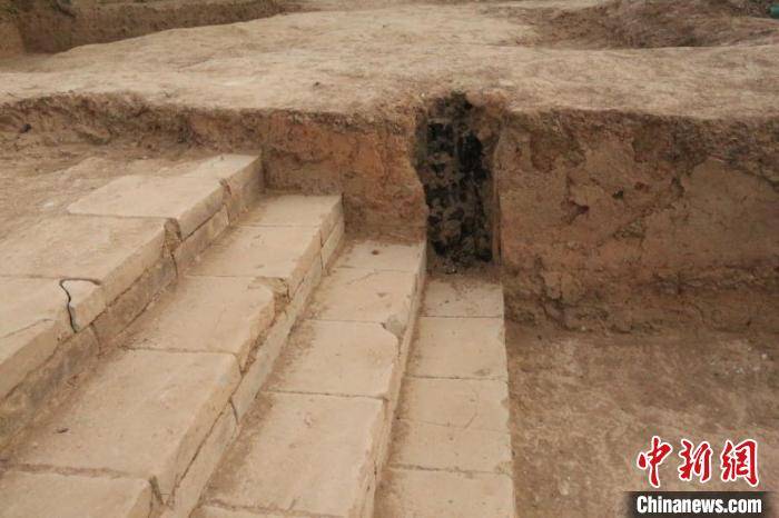 唐代|西安临潼华清宫发现保存完整唐代高台建筑遗址